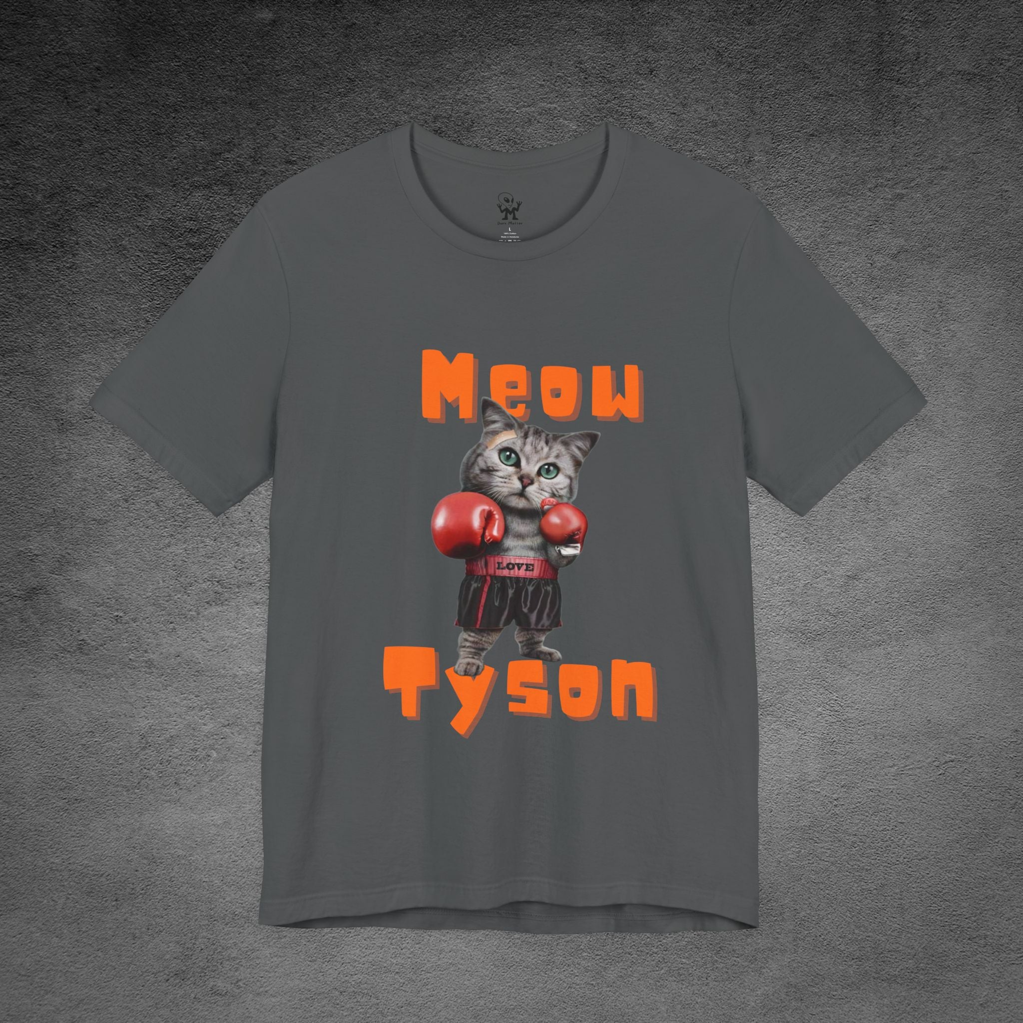Meow Tyson T-shirt – funny cat boxing pun tee. Unisex graphic shirt for cat lovers, humor fans, and animal pun streetwear.
